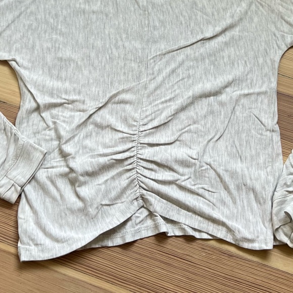 ATHLETA GIRL lightweight long sleeve GUC sz 7 - Picture 3 of 3